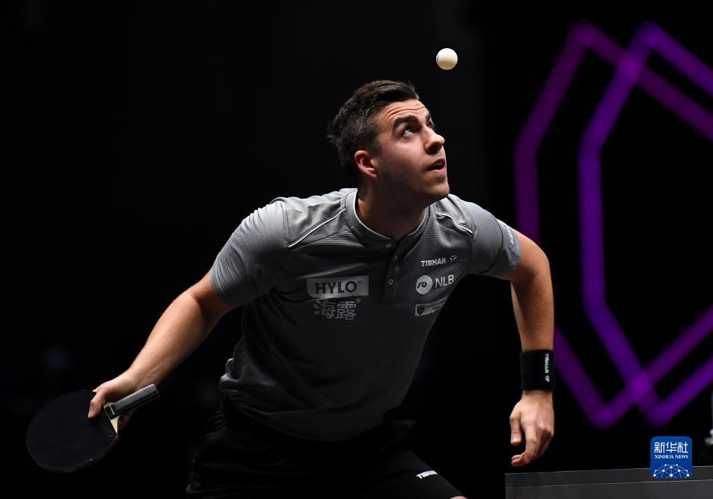 人注目的比 人注目的比