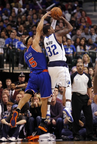 火箭与老鹰 火箭与老鹰